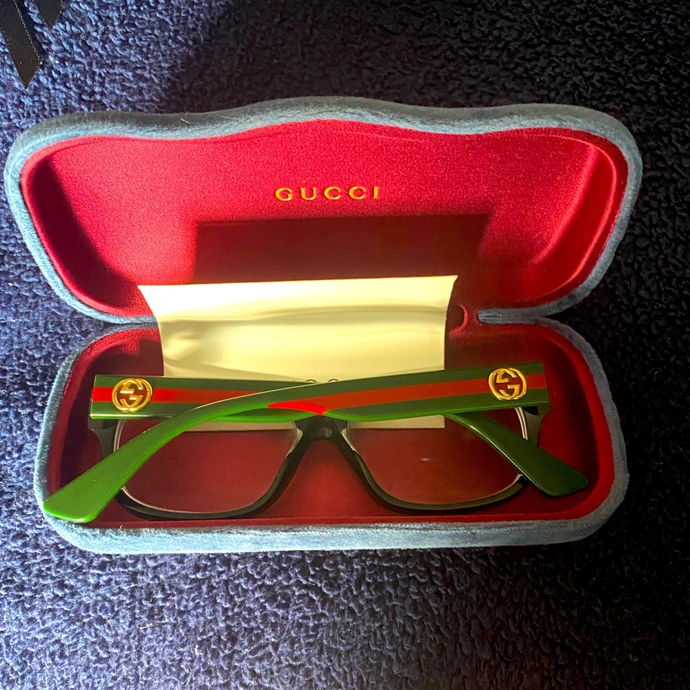 Beautiful Gucci eye glasses